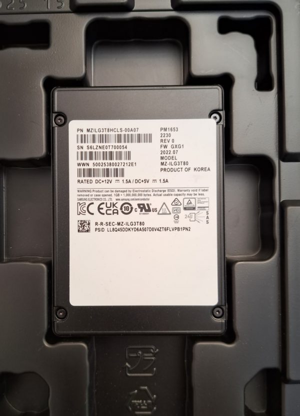 SAMSUNG PM1653 3.84TB
